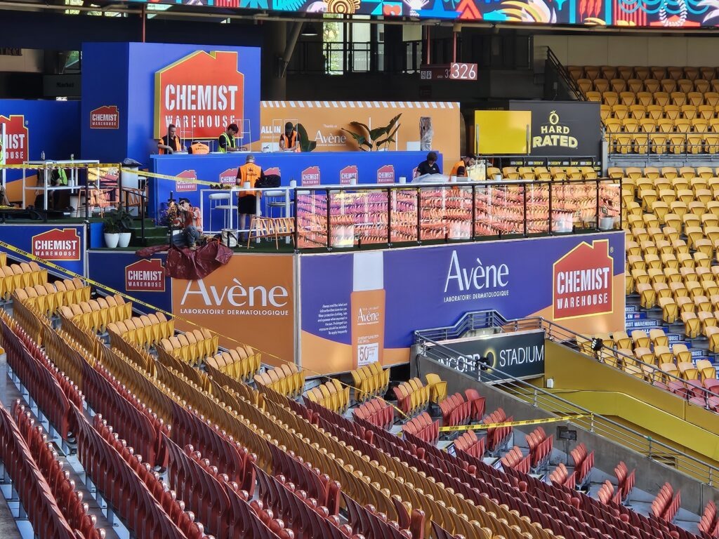Big Avene banner